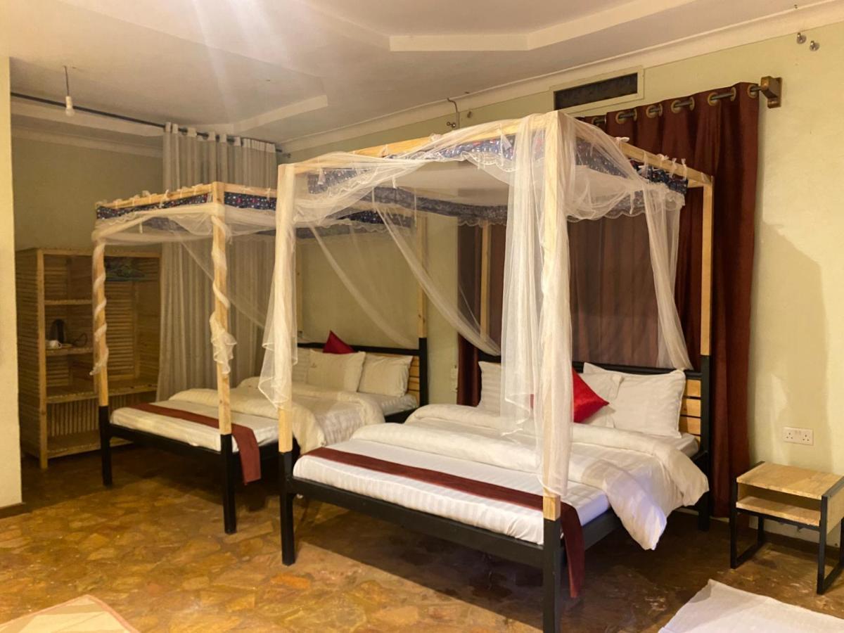 Afro Smile Hotel & Guest House - Jinja Exterior photo