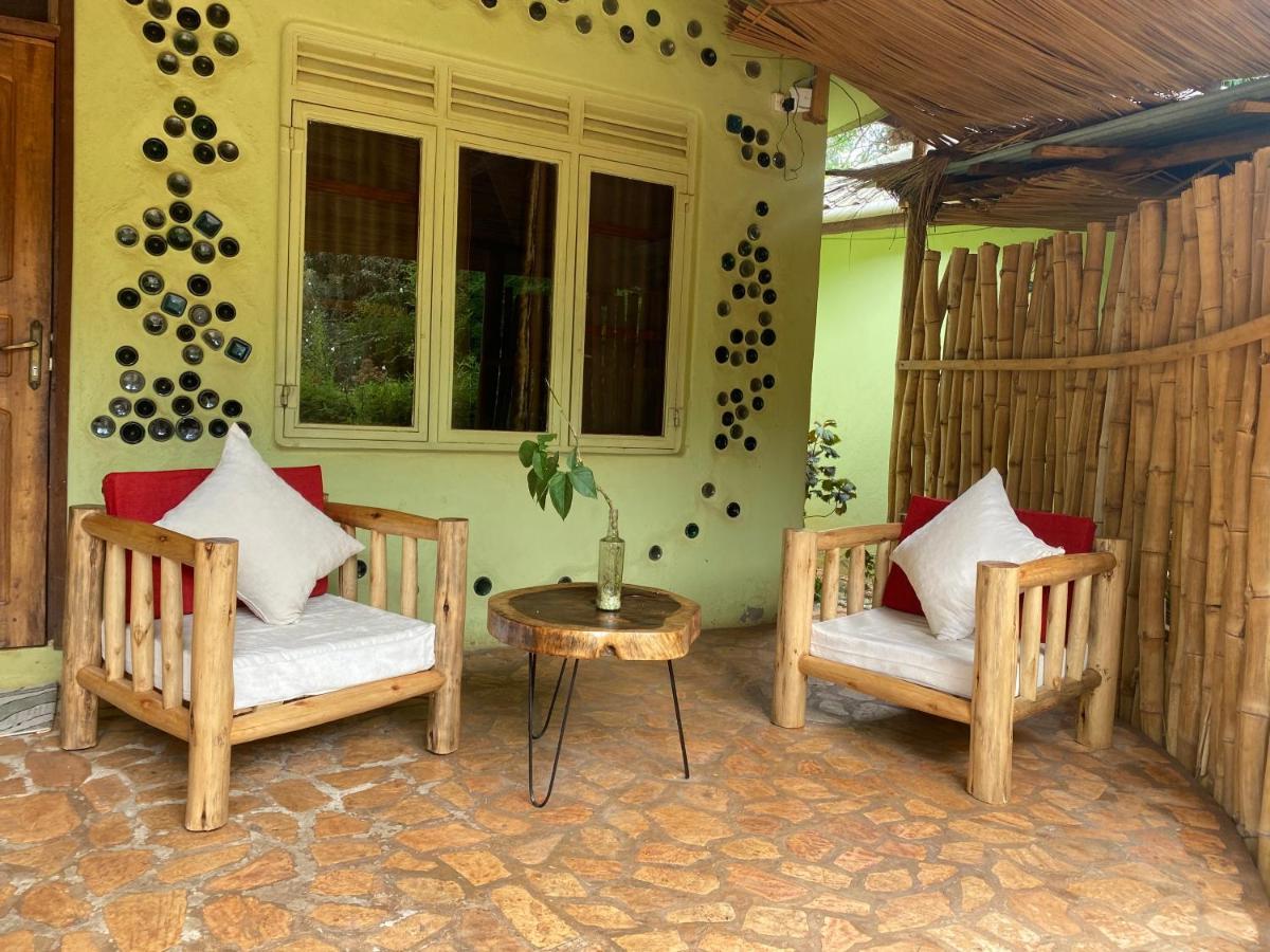 Afro Smile Hotel & Guest House - Jinja Exterior photo