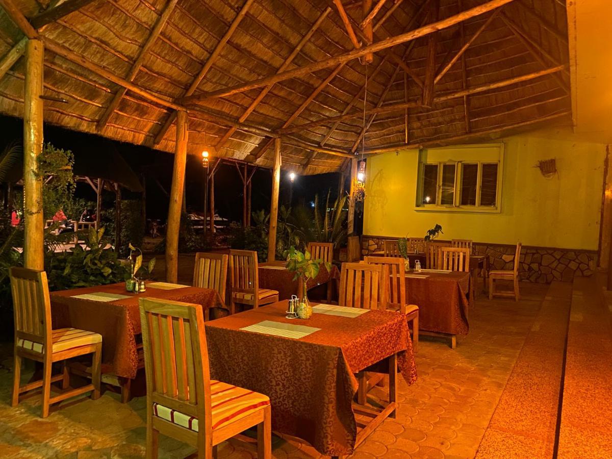 Afro Smile Hotel & Guest House - Jinja Exterior photo